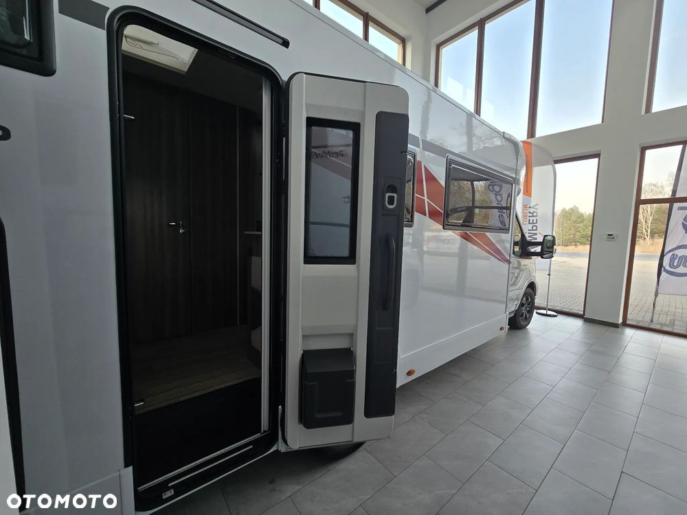 Ford Kronos 274TL - 9