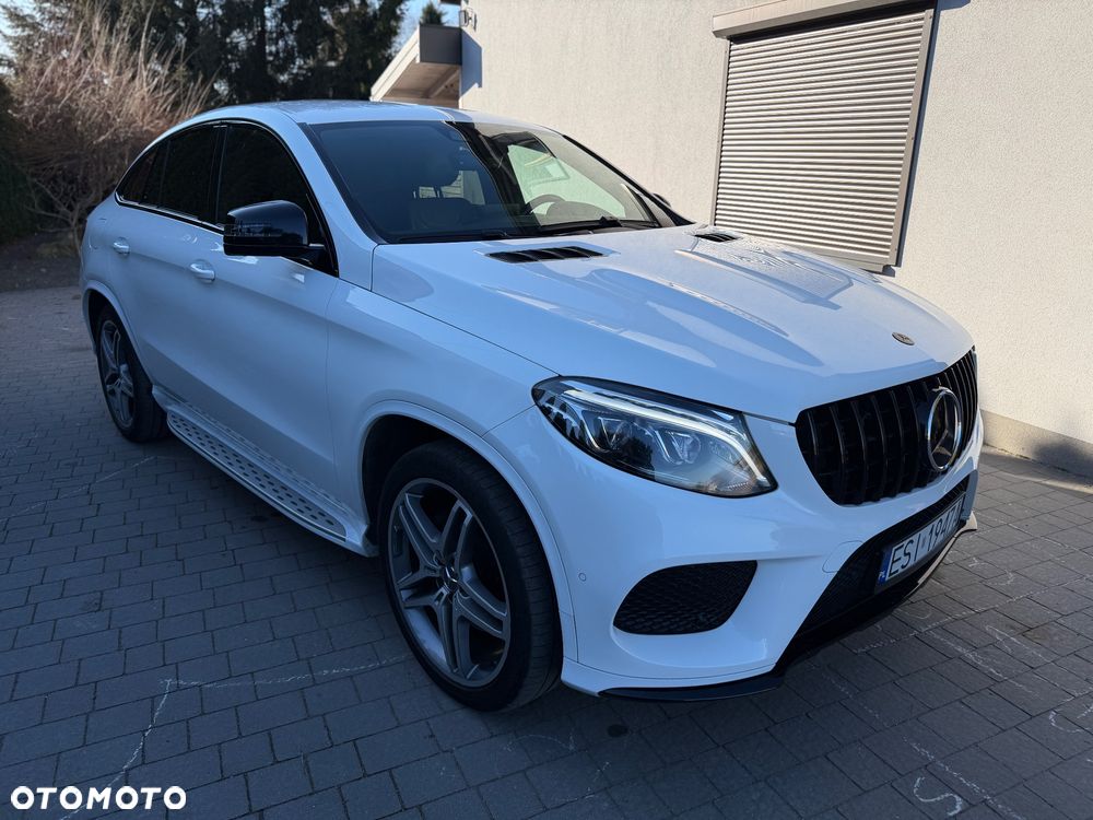 Mercedes-Benz GLE 350 d 4Matic 9G-TRONIC AMG Line - 3