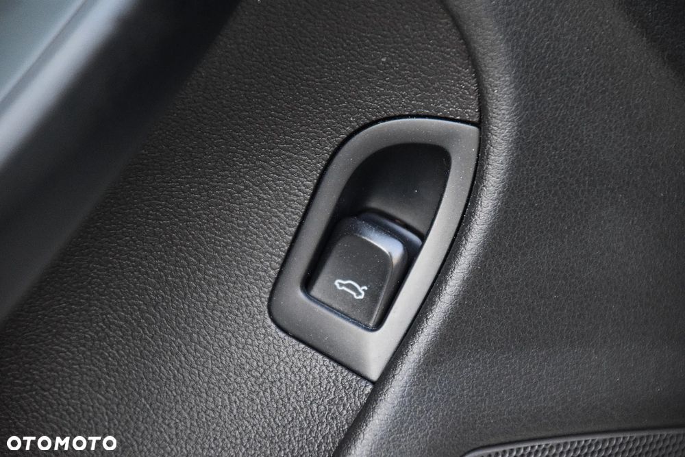 Audi A4 Limousine 1.8 TFSI Attraction - 35