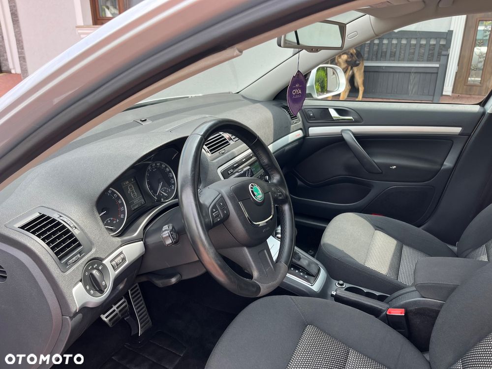 Skoda Octavia 2.0 TDI DPF 4x4 DSG Scout - 20