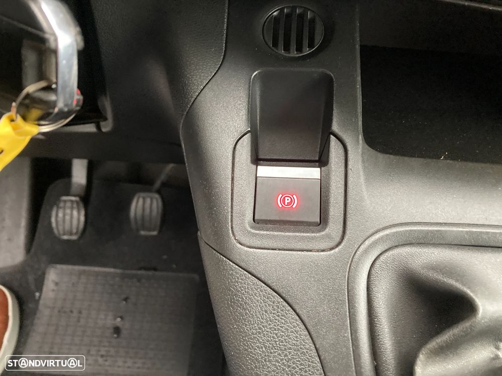 Citroën BERLINGO L1 1.5 HDI IVA DEDUTIVEL - 22