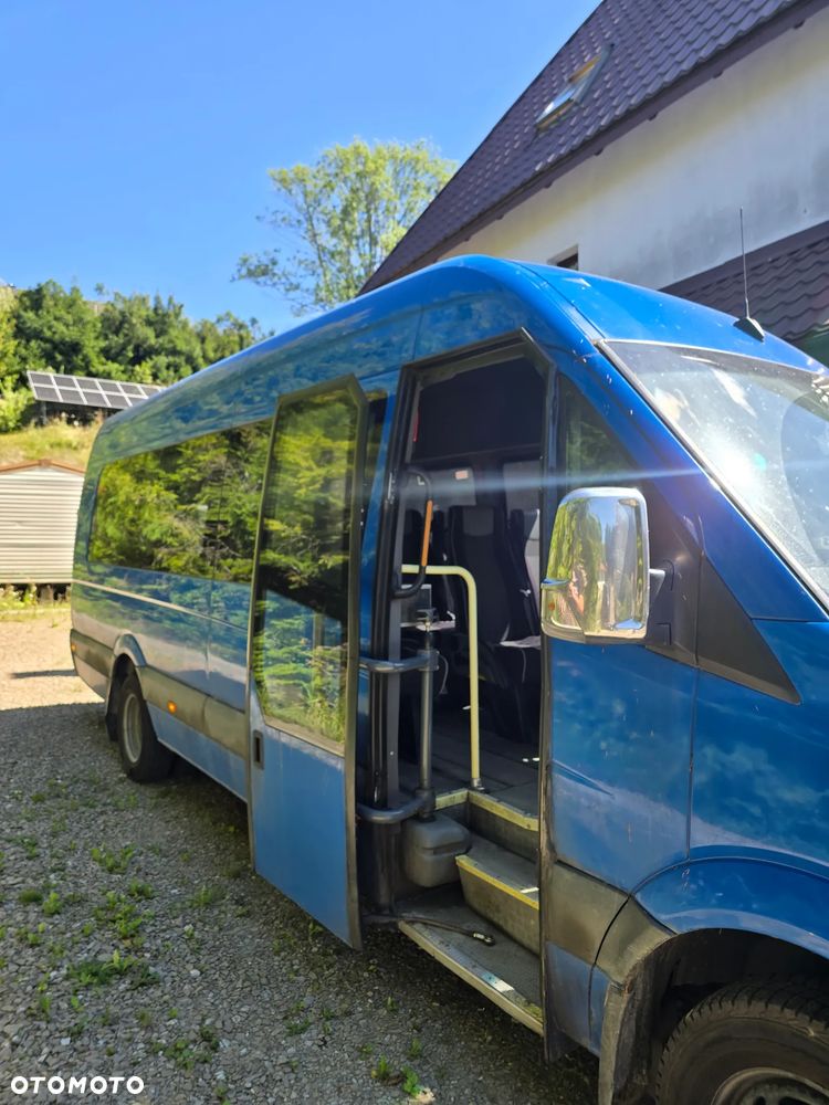 Mercedes-Benz Sprinter - 4
