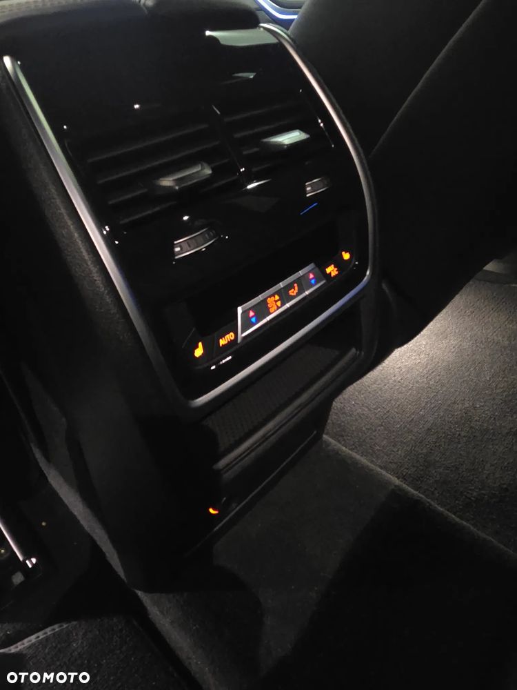 BMW X5 xDrive50e PHEV Individual Edition sport - 15