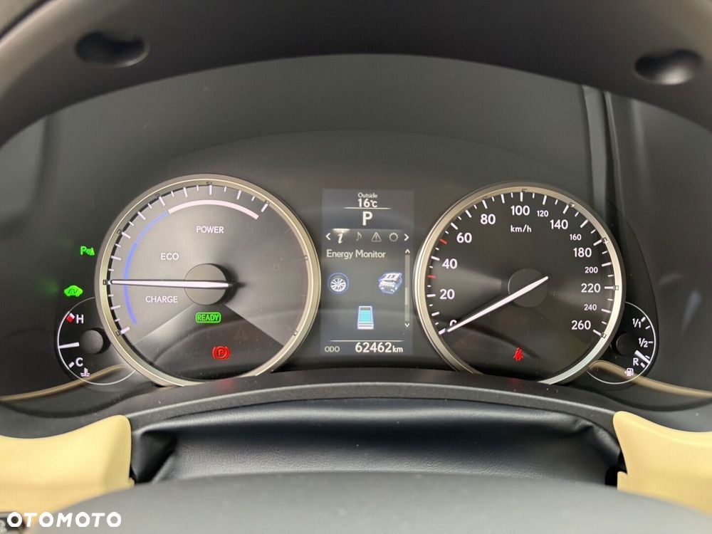 Lexus NX 300h Comfort AWD - 17