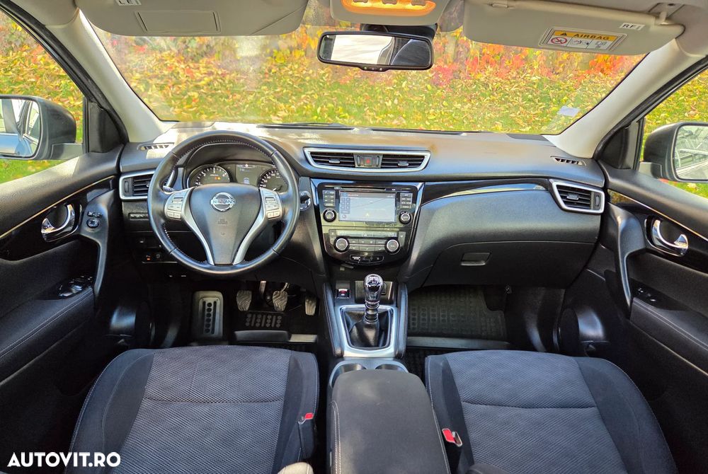 Nissan Qashqai 1.6 DCI Start/Stop N-Connecta - 13