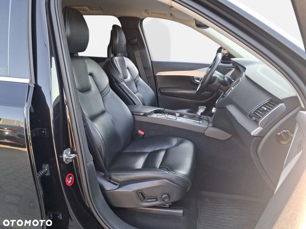Volvo XC 90 D5 SCR AWD Inscription - 29