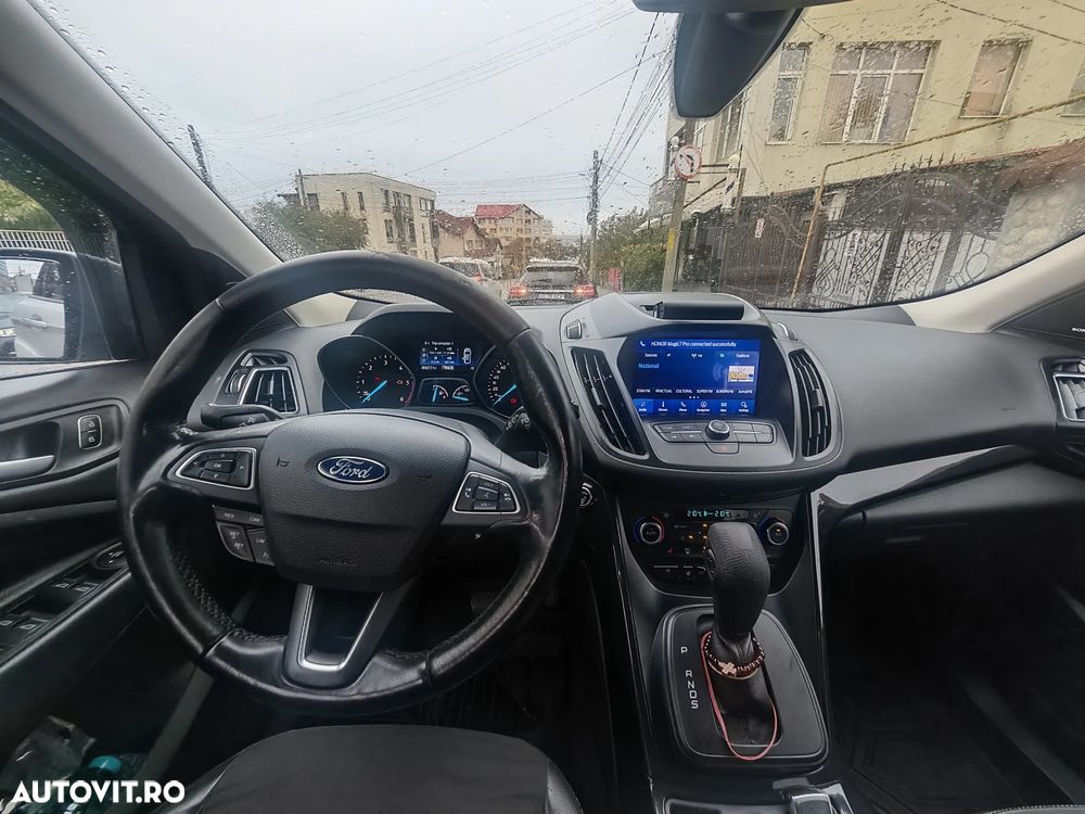 Ford Kuga - 7