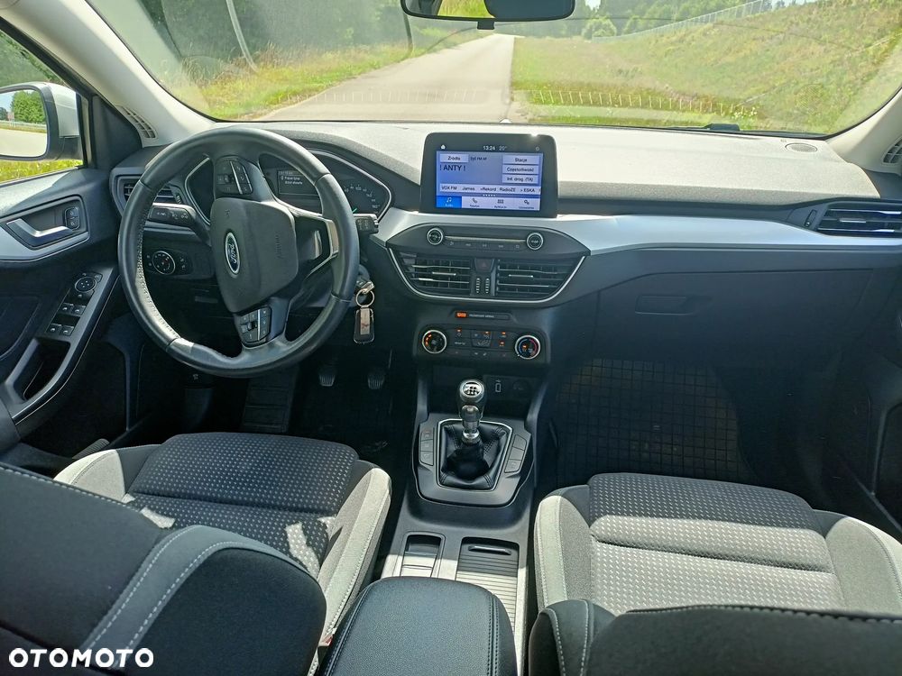 Ford Focus - 8
