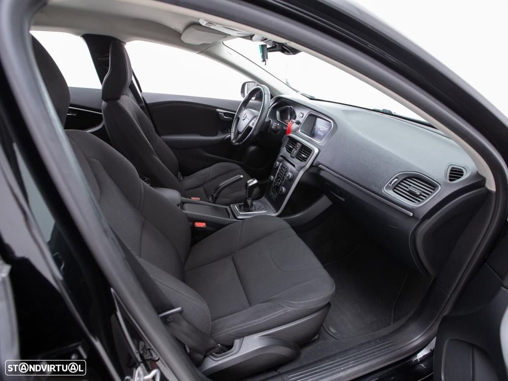 Volvo V40 - 8