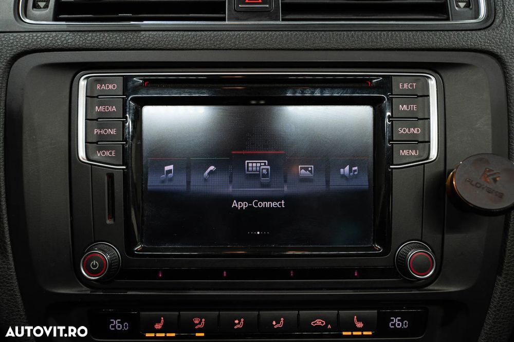 Volkswagen Jetta 2.0 TDI DSG BlueMotion Technologie - 15