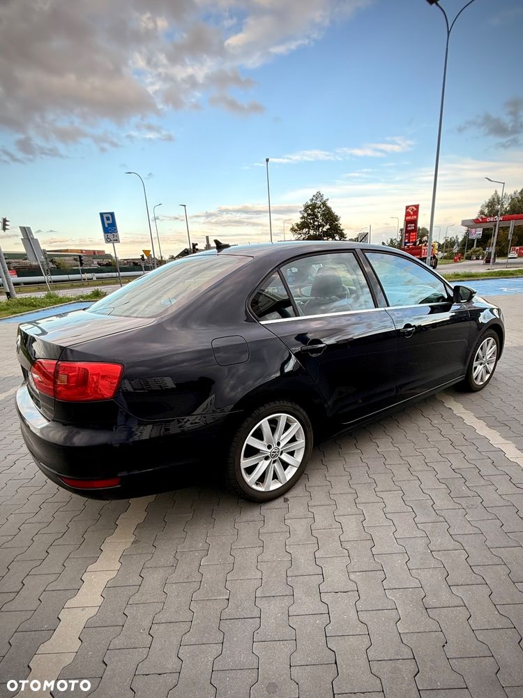 Volkswagen Jetta 1.4 TSI Highline - 10
