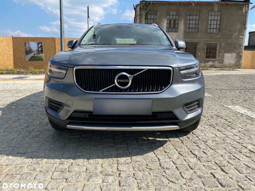 Volvo XC 40 D4 AWD Momentum Pro - 2