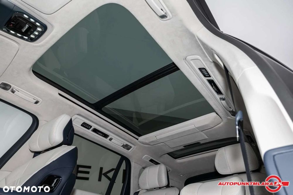 ZEEKR 9X - 19