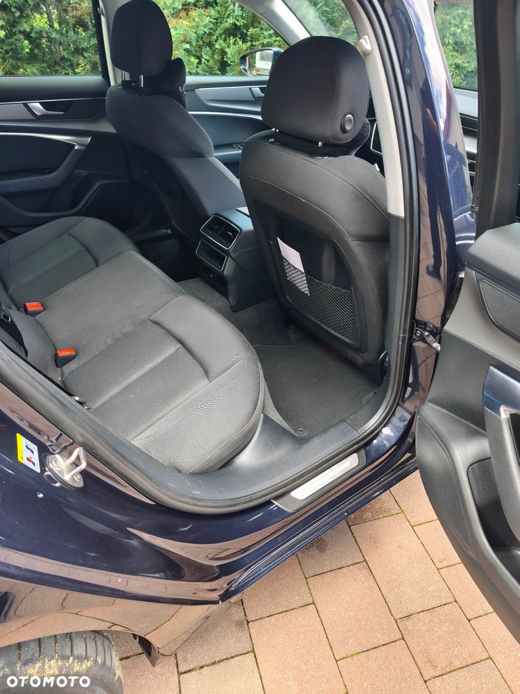 Audi A6 Avant 40 TDI quattro S tronic - 16