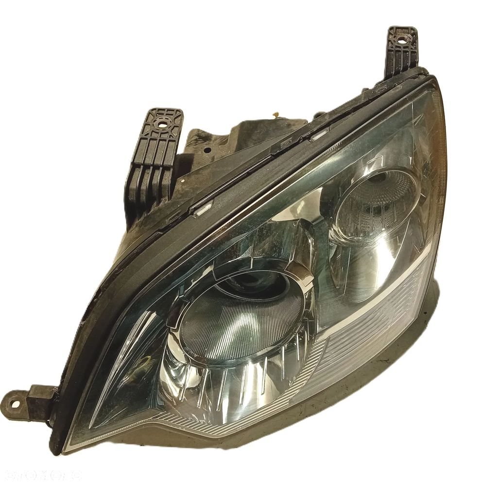 Lampa lewa przód Opel Antara xenon - 1
