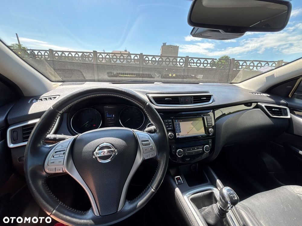Nissan Qashqai 1.5 dCi Tekna - 24