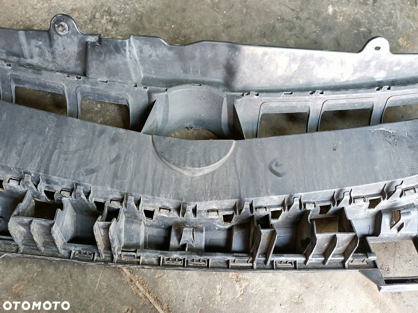 MOCOWANIE ATRAPY CHŁODNICY OPEL VECTRA C LIFT - 8