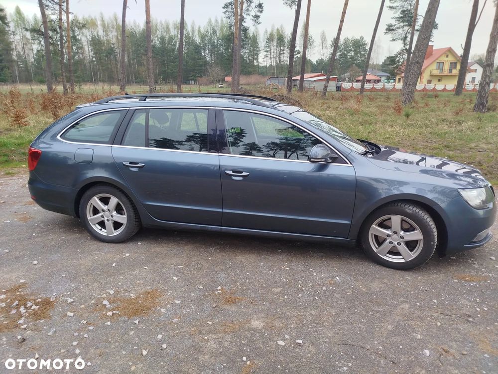 Skoda Superb 1.6 TDI GreenLine - 8