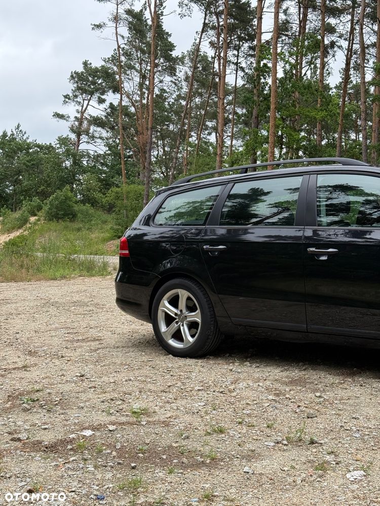 Volkswagen Passat 2.0 TDI Comfortline - 5