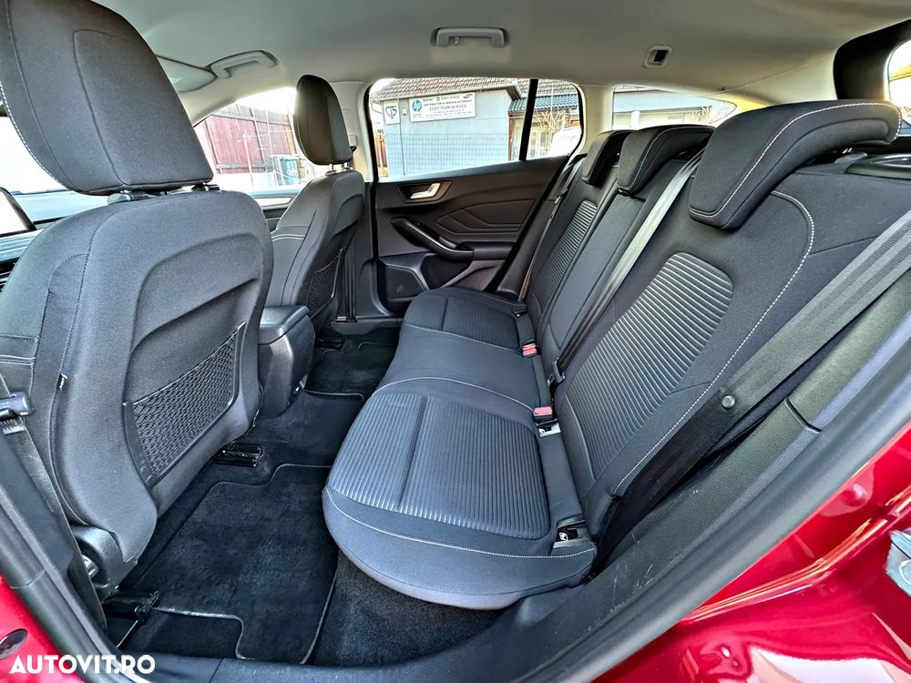 Ford Focus 1.5 EcoBlue Titanium - 6