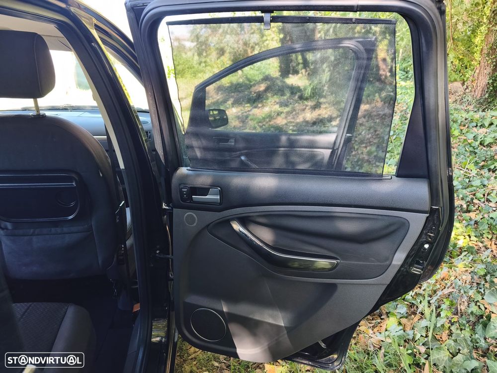 Ford C-Max - 8