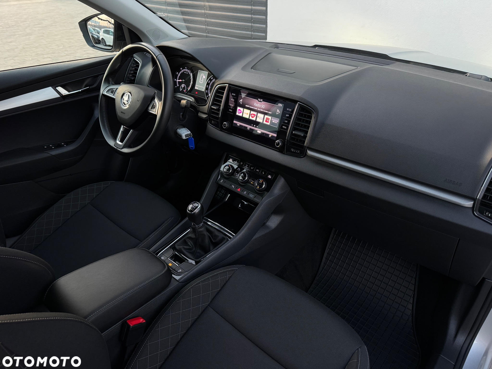 Skoda Karoq 1.5 TSI Sportline - 26