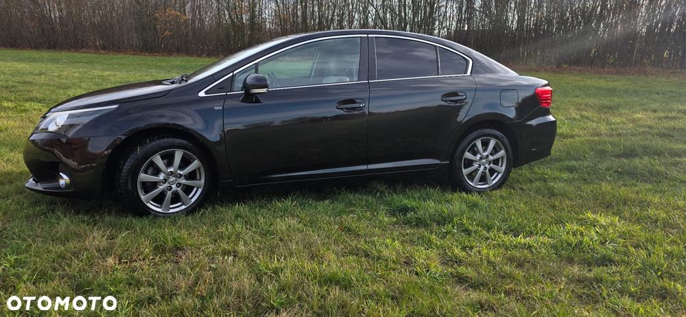 Toyota Avensis 2.0 D-4D Premium - 5