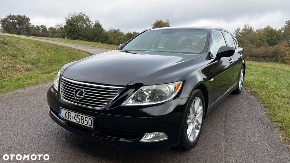 Lexus Ls 2009 photo 3