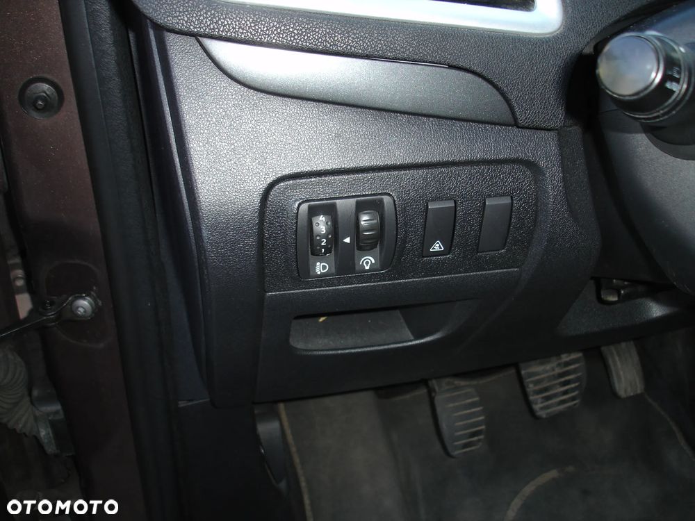 Renault Grand Scenic - 13