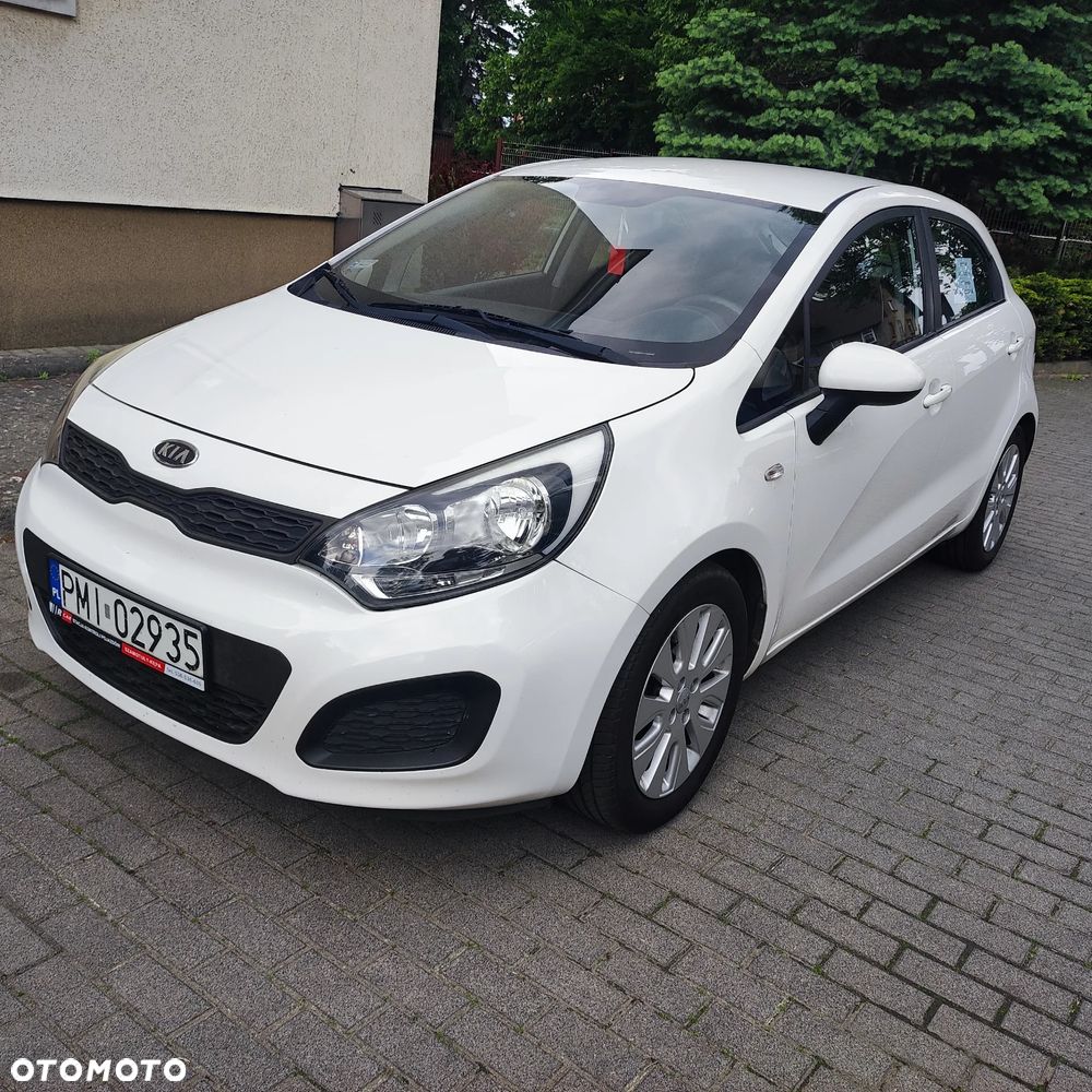 Kia Rio - 1