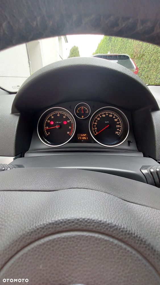 Opel Astra - 13