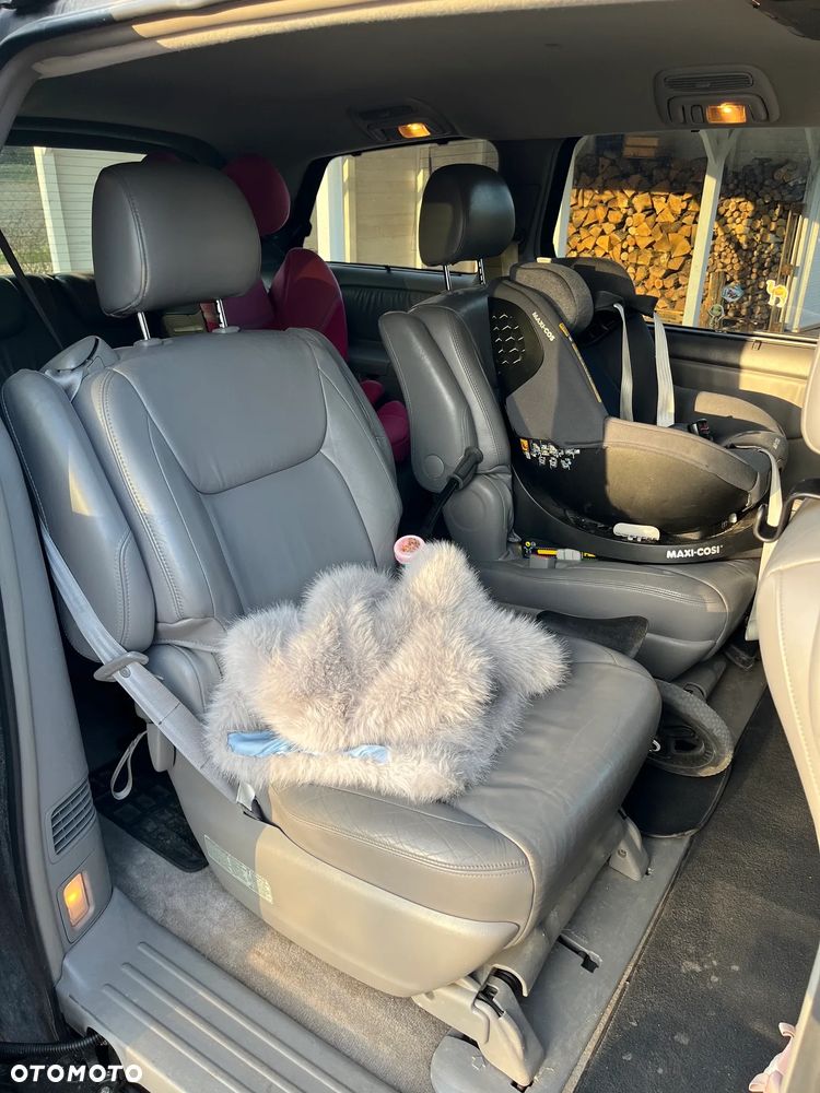 Toyota Sienna - 7