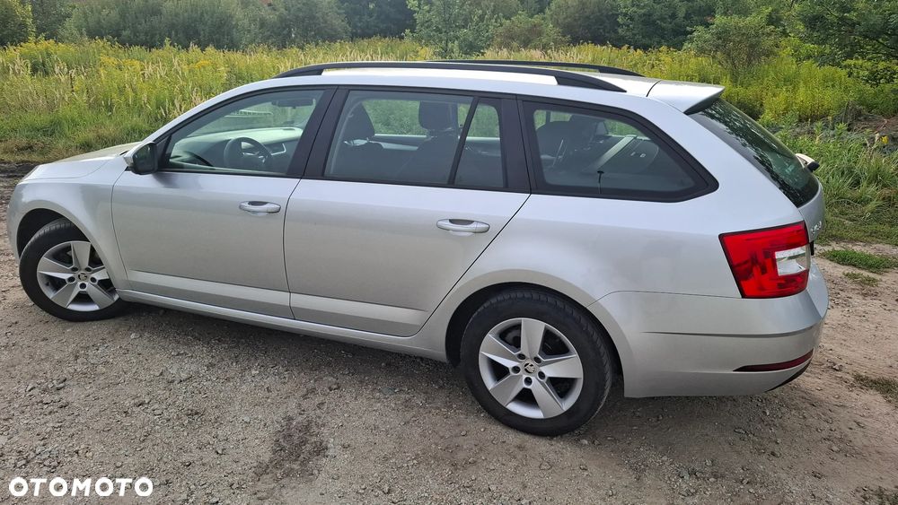 Skoda Octavia 1.4 TSI Ambition - 4