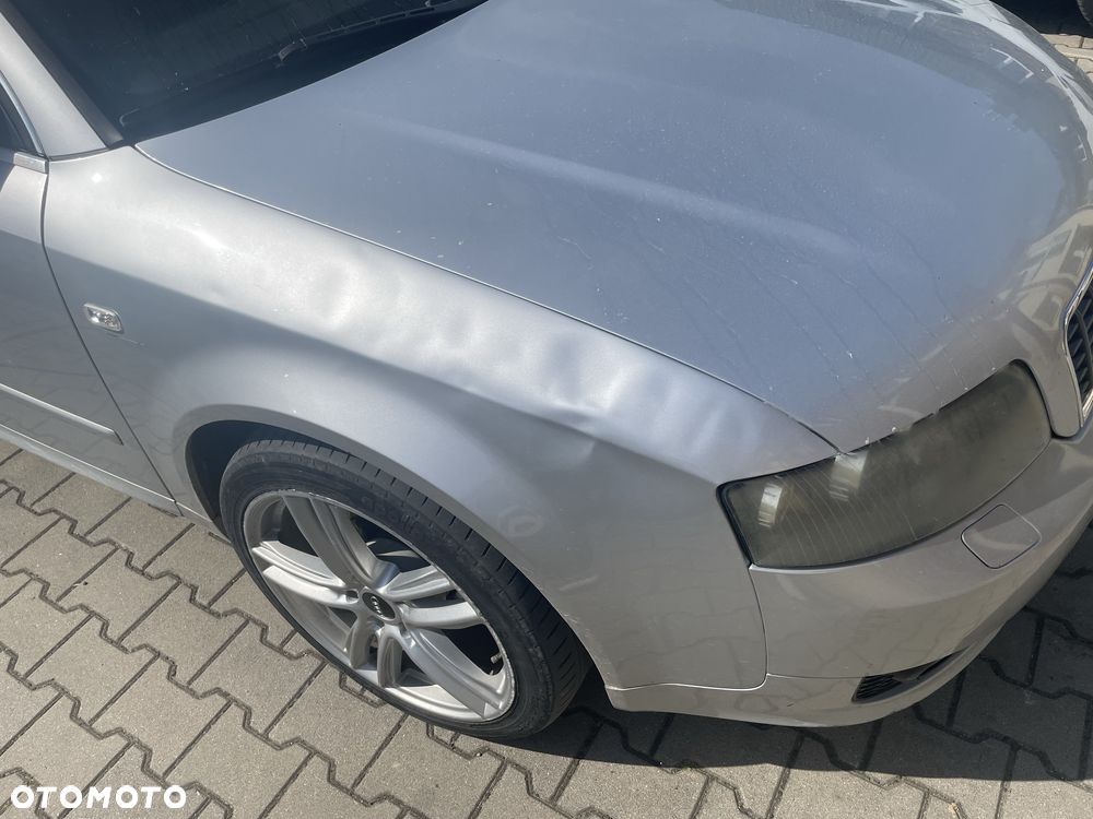 Audi A4 Limousine - 8