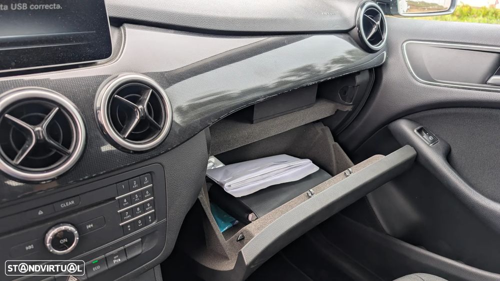 Mercedes-Benz B 180 BlueEfficiency - 35