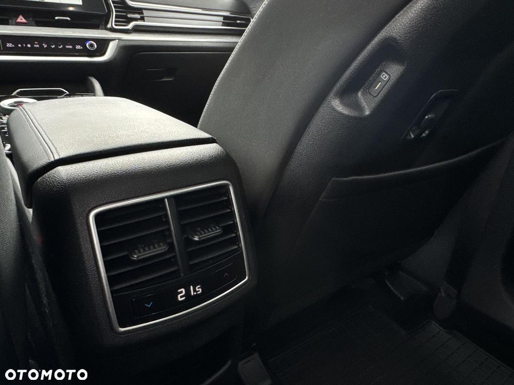 Kia Sportage 1.6 T-GDI MHEV L 2WD DCT - 24