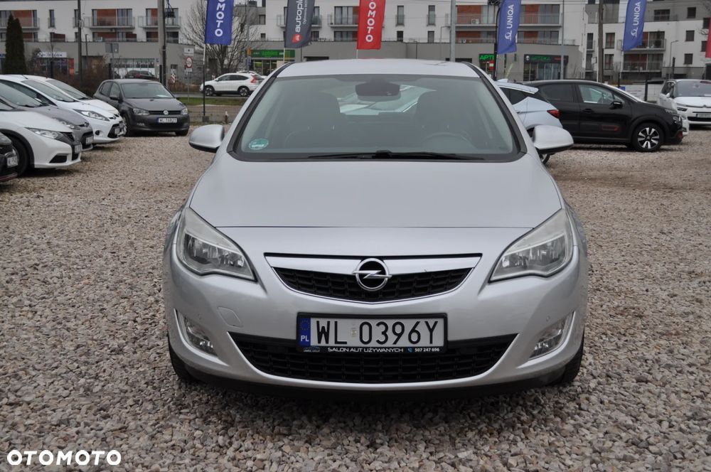 Opel Astra 1.4 Turbo Exklusiv - 13