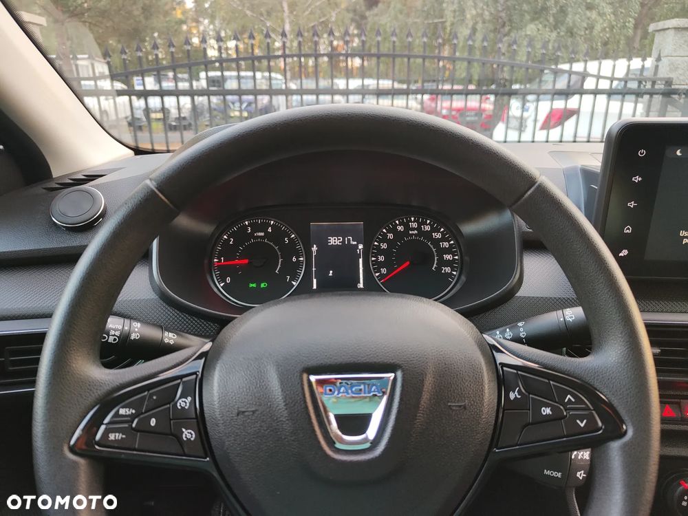Dacia Sandero SCe 65 Essential - 17