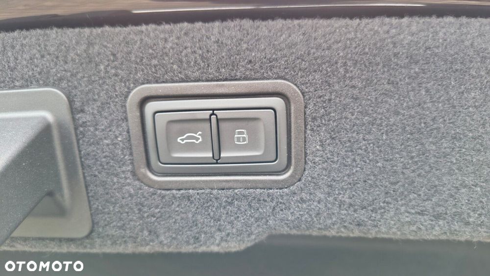 Audi A8 - 16