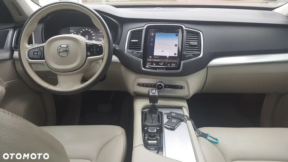 Volvo XC 90 T5 AWD Momentum - 16