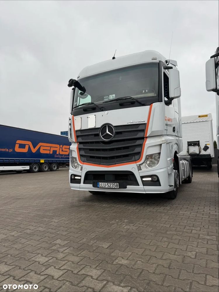Mercedes-Benz ACTROS - 1