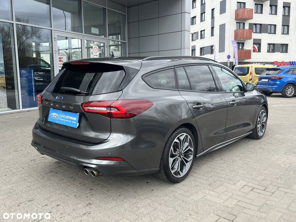Ford Focus - 4
