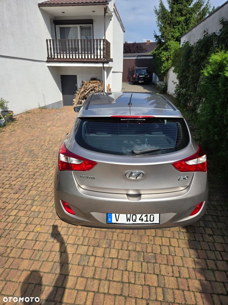 Hyundai i30 1.4 White Edition - 9
