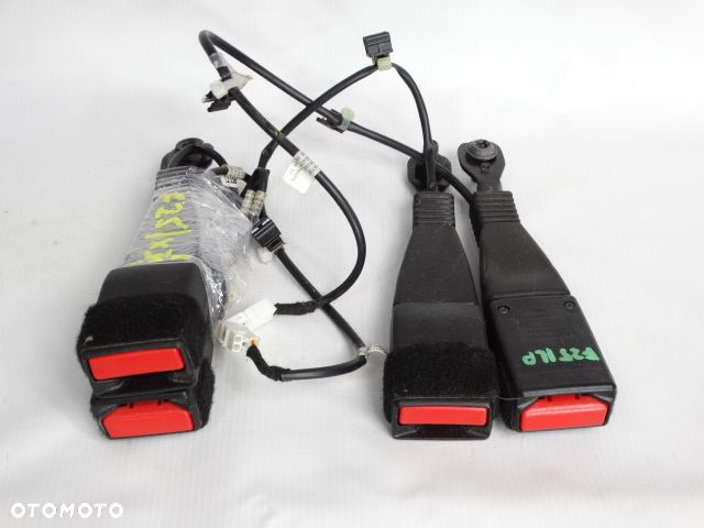 BMW X3 F25  X4 F26 USA Org Pasy Bezpieczeństwa z Nabojami Zapinka Pasa  S1725843506  0717F8K2CB  0717F8J2TN  72117260207 7260207 - 16