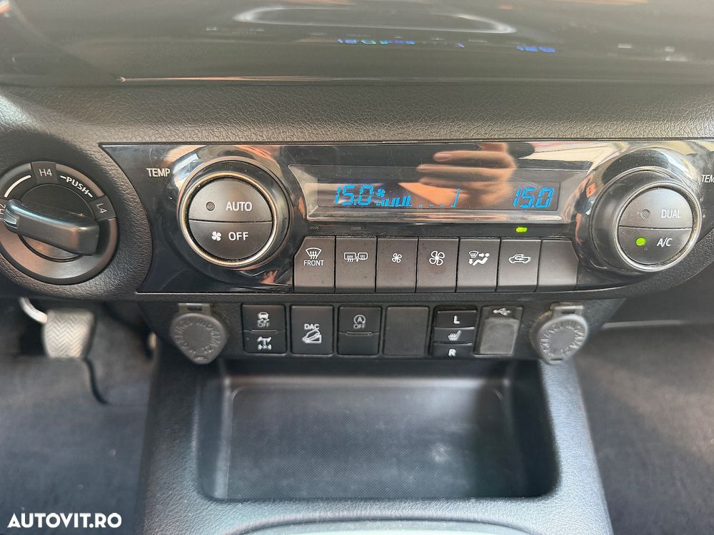 TOYOTA Hilux 2022 — imagine 11