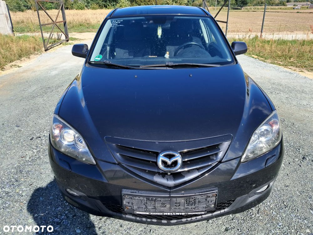 Mazda 3 1.6 Active + - 2