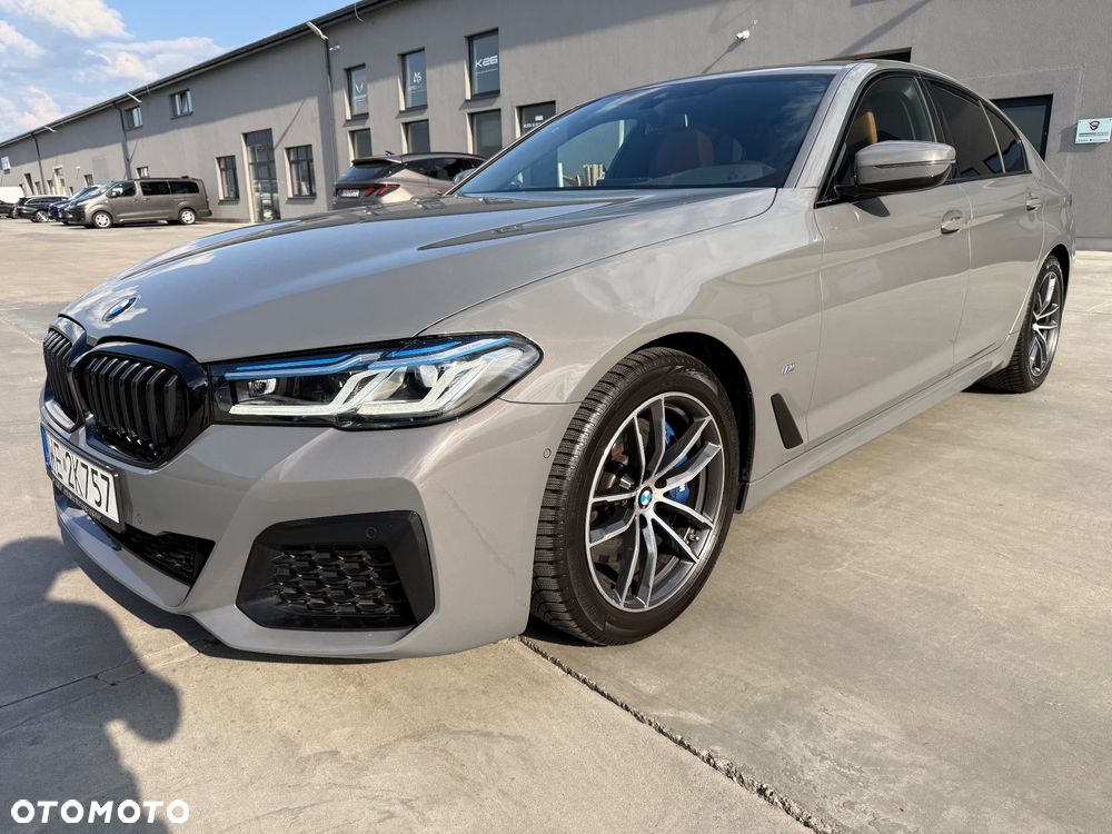 BMW Seria 5 520d xDrive M Sport sport - 2