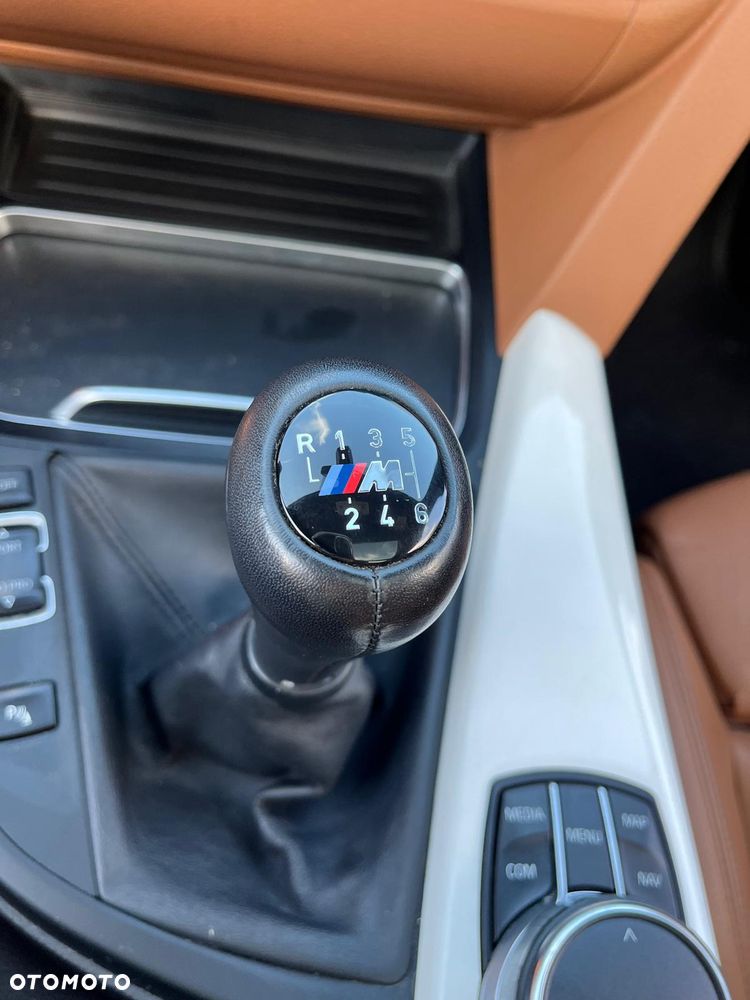 BMW Seria 3 320d Efficient Dynamics - 21