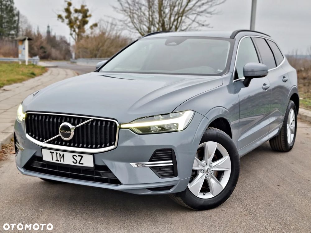 Volvo XC 60 B4 D AWD Geartronic Momentum Pro - 9