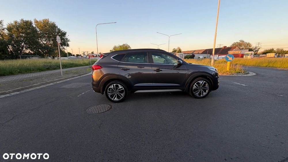 Hyundai Tucson 1.6 T-GDi Premium 4WD DCT - 2